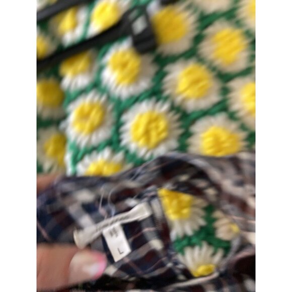 ⭐ 3/$15 Maurices Large Blue Red Plaid Keyhole Long Sleeve Top - Picture 7 of 7